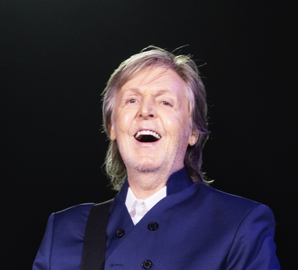 RetroActive Paul McCartney Gets Back to Live Touring DMS